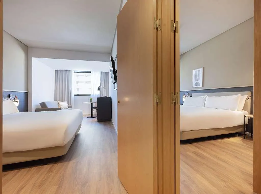 ****  Hotel Málaga Alameda Centro Affiliated by Meliá Espanha